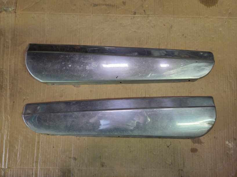 1954 Pontiac Star Chief Quarter Molding